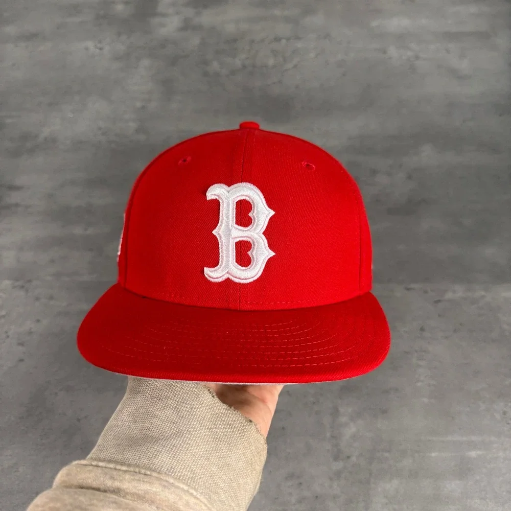 New‎ Era Boston Red Sox Hat 7 Red Pink White Fitted Cap 59FIFTY MLB Side Patch